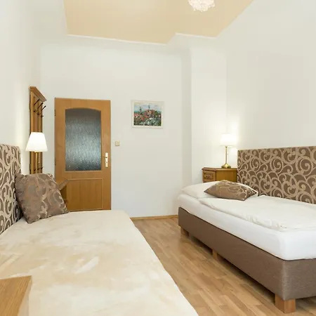 Hotel Praga Karlowe Wary